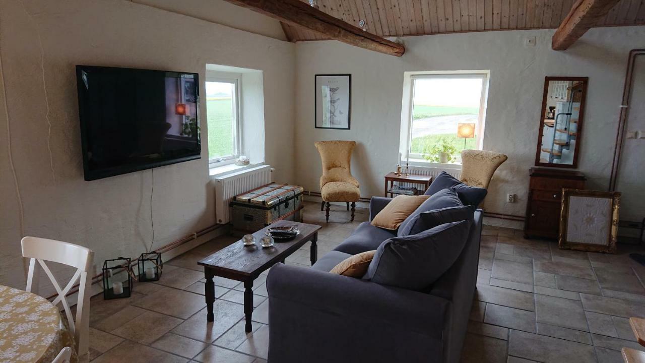 Ferienwohnung Glamping Och Gardslagenhet Mellan Himmel Och Hav Skivarp Exterior foto